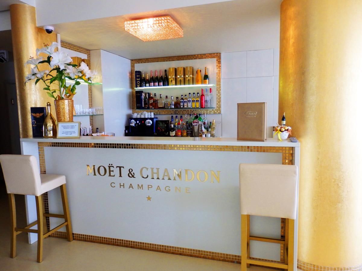 Отель Hotel Court Wellness&Spa Кендзежин-Козле-46