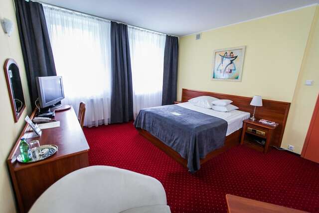 Отель Hotel Court Wellness&Spa Кендзежин-Козле-26